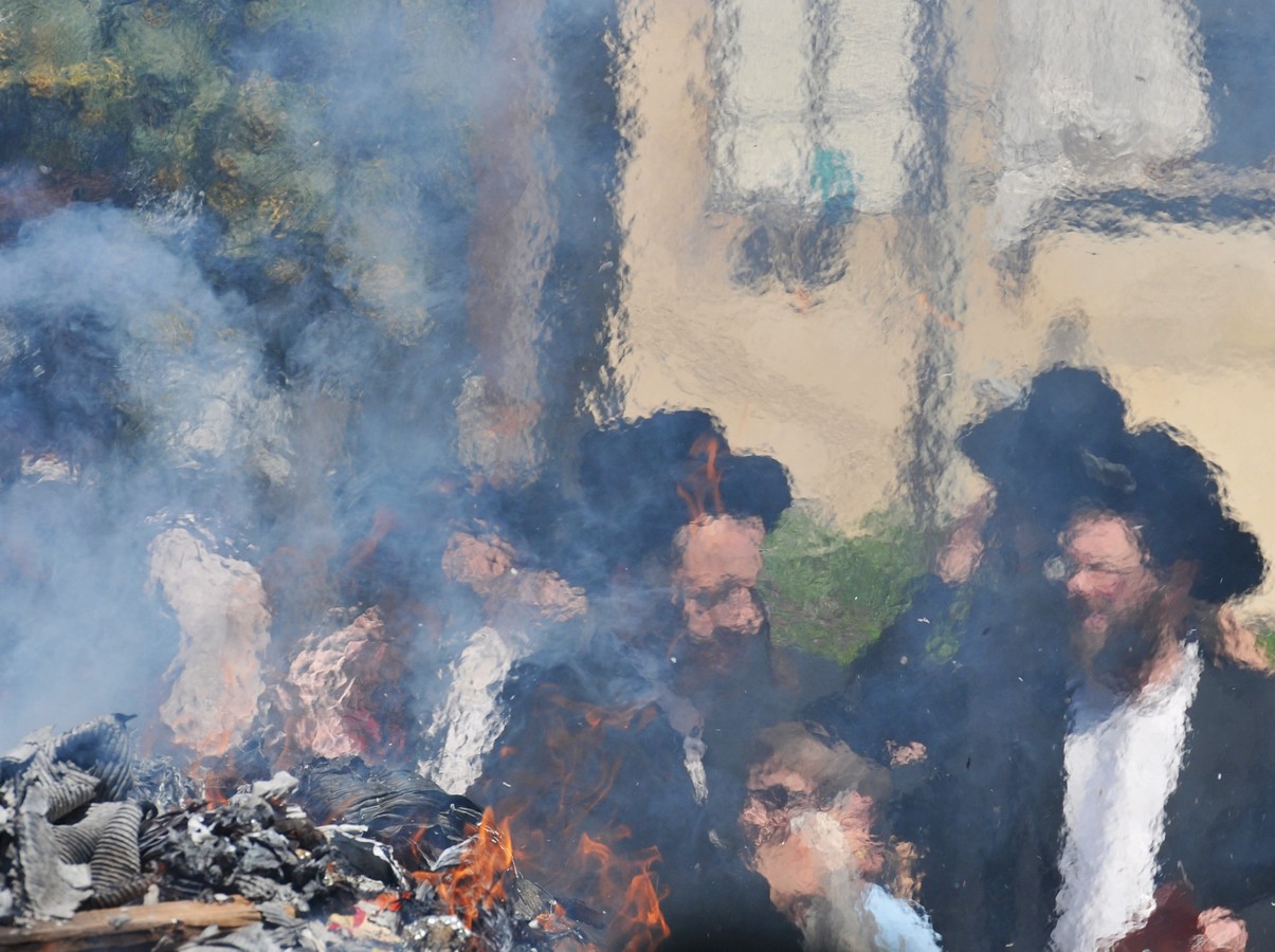 By: Ehud Urinowski