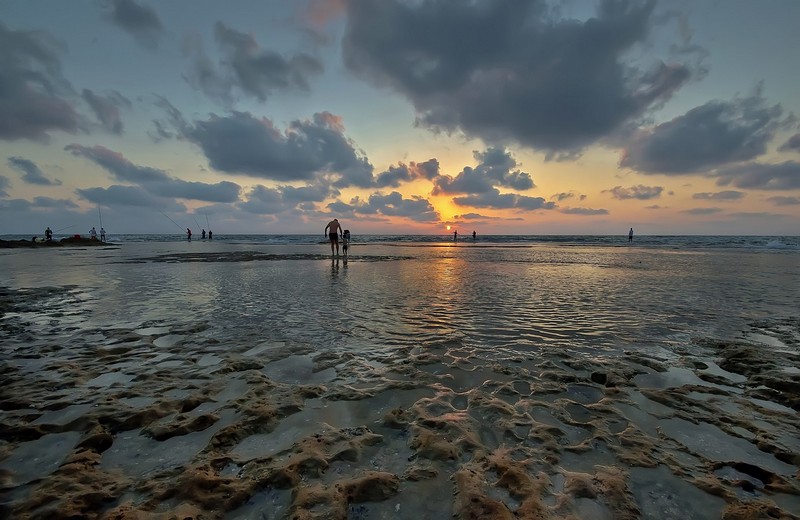 People Israel Nature water Sunsets Central Israel people