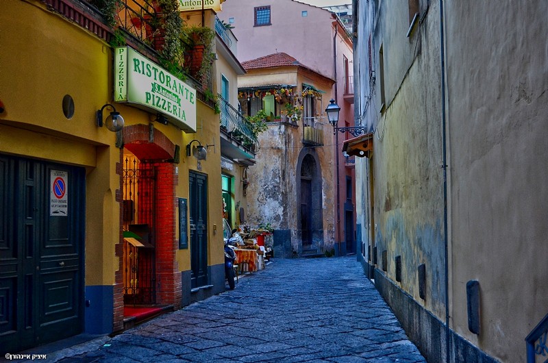 World & Travel City & Architecture Italy Old architecture Structures and Buildings
