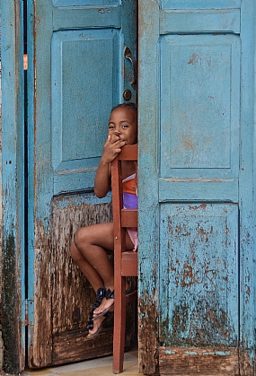 People World & Travel kids Doors and gates South America