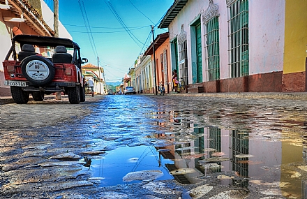 World & Travel South America Transport cars