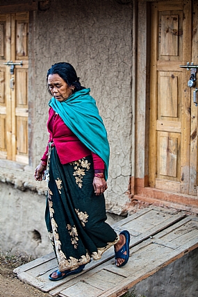 People people home & garden Garden World & Travel Asia