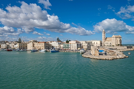 Photo by: Joshua  Raif