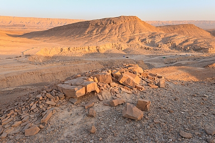 Photo by: ZEEV  AVRAHAMS